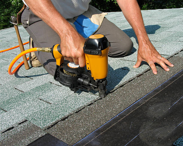 Best Metal Roofing Contractor  in Clear Lake, WI
